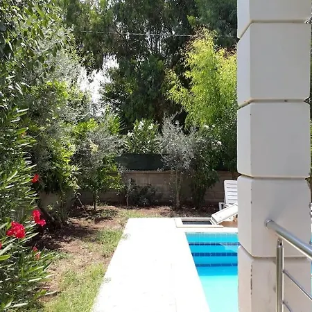 Ozel Korunakli Havuzlu Be Bahceli Gunyel Fethiye